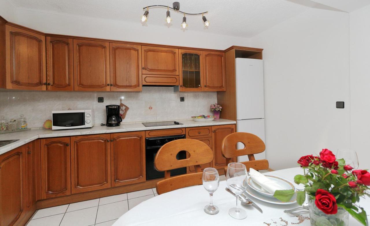Apartman Nika - Marija Makarska Esterno foto